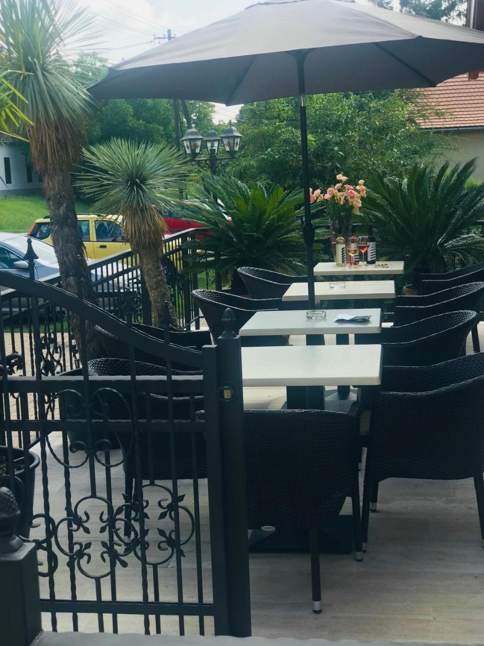 באלאטונקנשה Hotel Dolce Vita מראה חיצוני תמונה